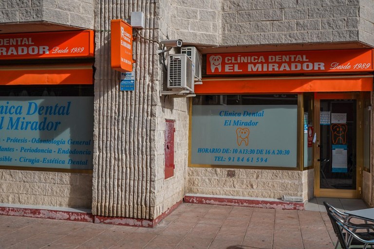 Ampliar 'CLNICA DENTAL EL MIRADOR.jpeg' CLNICA DENTAL EL MIRADOR.jpeg