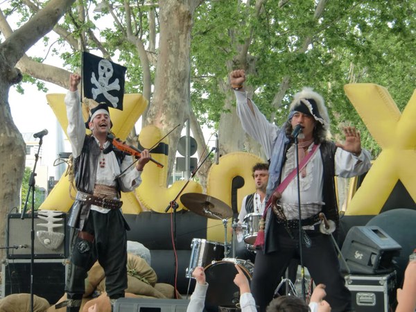 NdP_Saltimbanqui-2025_Piratas de secano.jpg