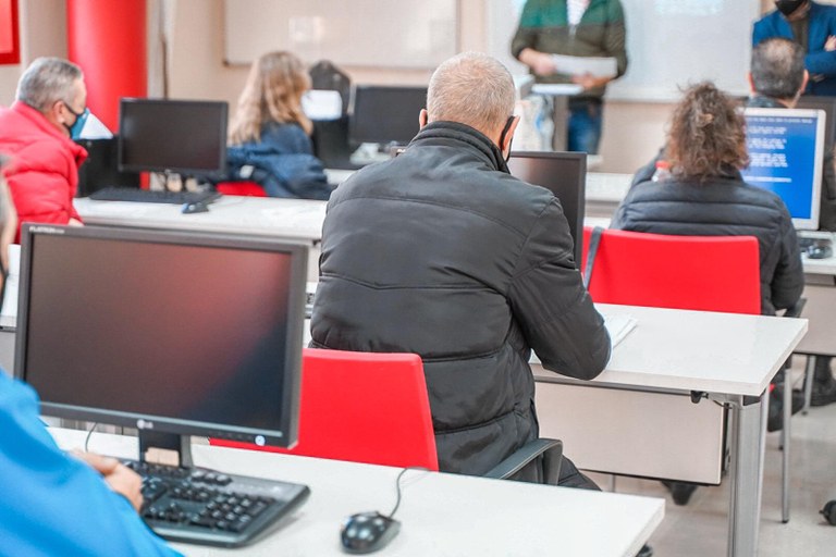 Ampliar 'Abiertas las inscripciones a los cursos de Kit Digital, Impulso Digital y Riesgos Laborales'