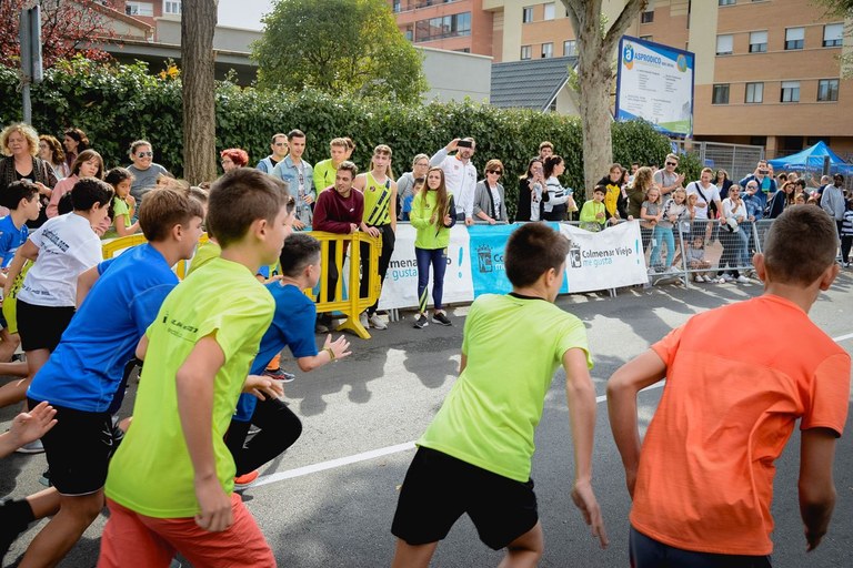 Ampliar 'Abiertas las inscripciones para participar en la V Carrera Popular Solidaria de ASPRODICO'