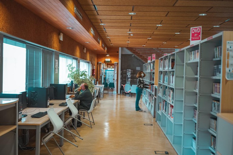 Ampliar 'Bibliotecas: inscripciones para las actividades de diciembre y acceso presencial a los fondos con cita previa'