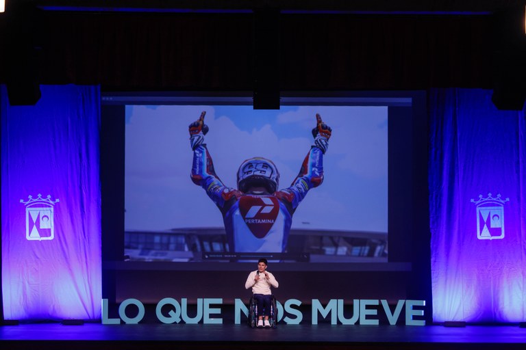 Ampliar 'Carlos Tatay inspira a los alumnos de 4º de la ESO durante el ‘III Congreso de Valores para Jóvenes’'
