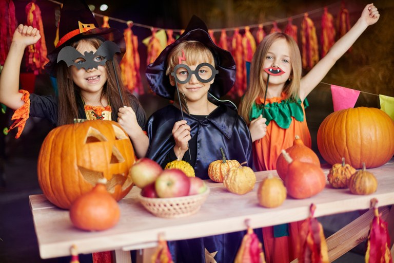 Ampliar 'Casa de la Juventud: Halloween, Jornadas de Magia y actividades de los próximos meses'