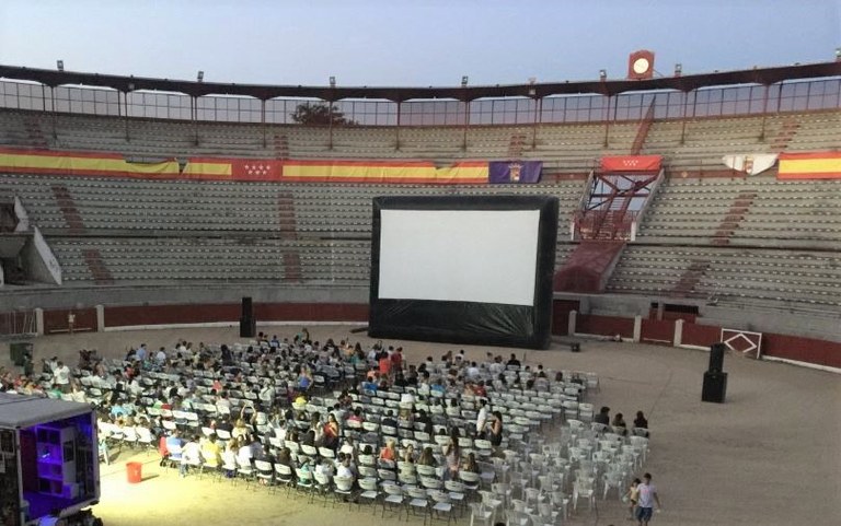 Ampliar 'Cine de Verano: seis proyecciones a la semana durante julio y agosto con aforo reducido'