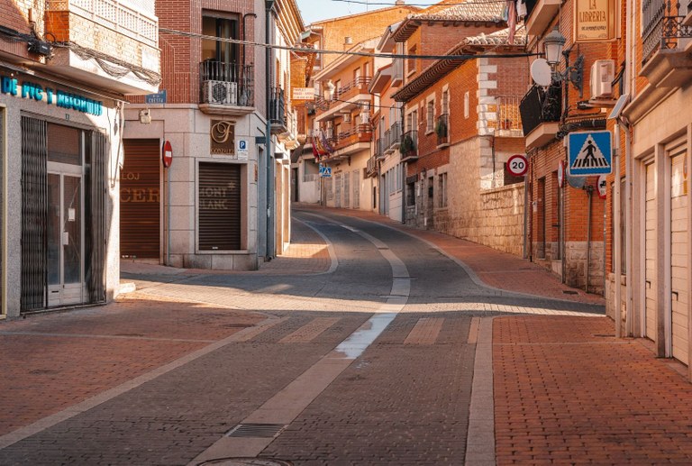 Ampliar 'Colmenar Viejo licita la reurbanización de la plaza de Almagro y las calles Cuesta, Nueva, Luna y Trueno'