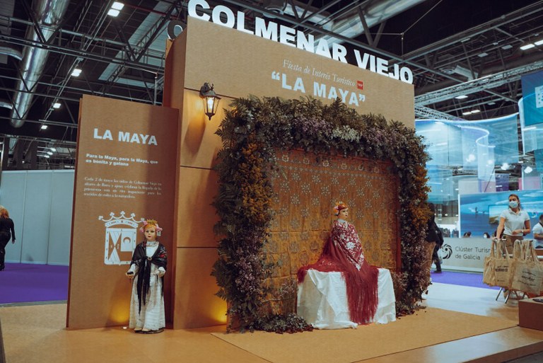 Ampliar 'Colmenar Viejo presente en FITUR 2022 con La Maya y La Vaquilla'