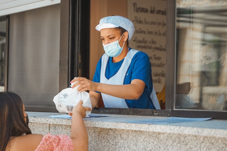 Ampliar 'Comienza el servicio Menú Escolar 365 para apoyar a familias que atraviesan una situación compleja'