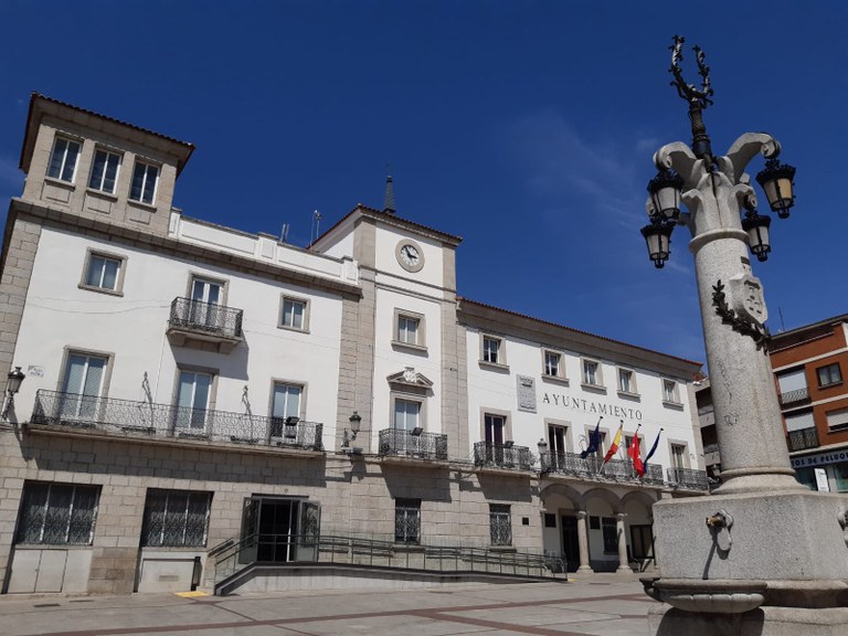 Ampliar 'Coronavirus: el Alcalde pide al Presidente del Gobierno que aplace el pago de los impuestos a autónomos y empresas con vencimiento en las próximas semanas'