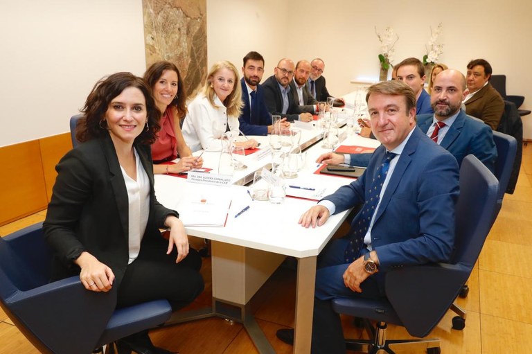 Ampliar 'El Alcalde pide a la Presidenta de la Comunidad de Madrid más frecuencia de autobuses urbanos a la estación y que agilice la obra en la M-616'