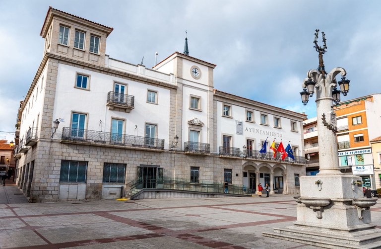 Ampliar 'El alcalde solicita al Ministerio de Sanidad una alternativa a la limitación horaria de las salidas de los ciudadanos'