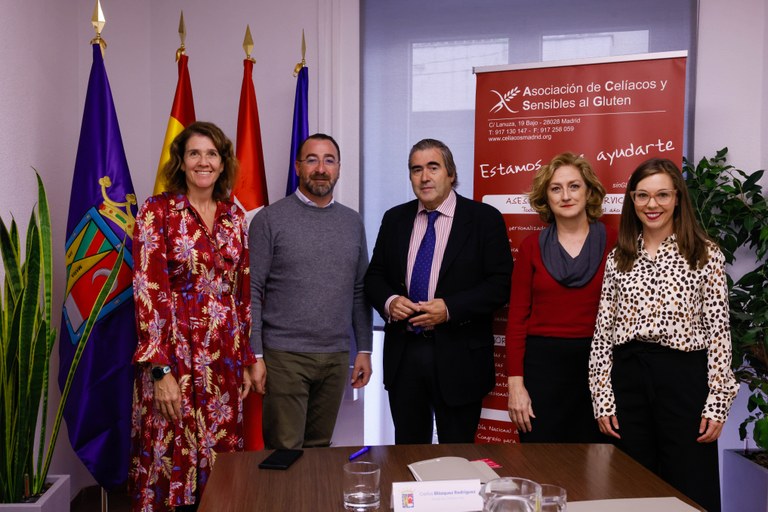 Ampliar 'El Ayuntamiento firma un convenio con la Asociación de Celíacos y Sensibles al Gluten'