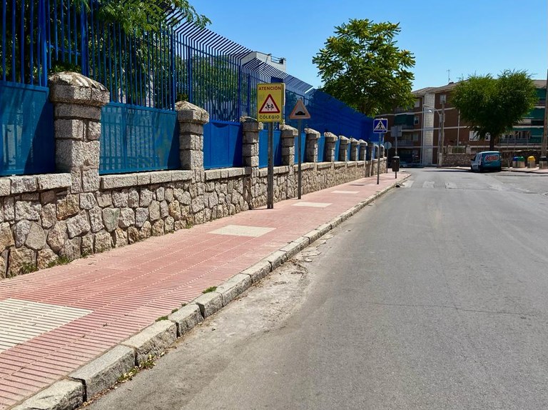 Ampliar 'En marcha la licitación de la mejora de accesibilidad en las calles Pozo Escalo, Sierra Nevada, Sombrerero, Lope de Vega, Jacinto Benavente y Carretera Hoyo de Manzanares'