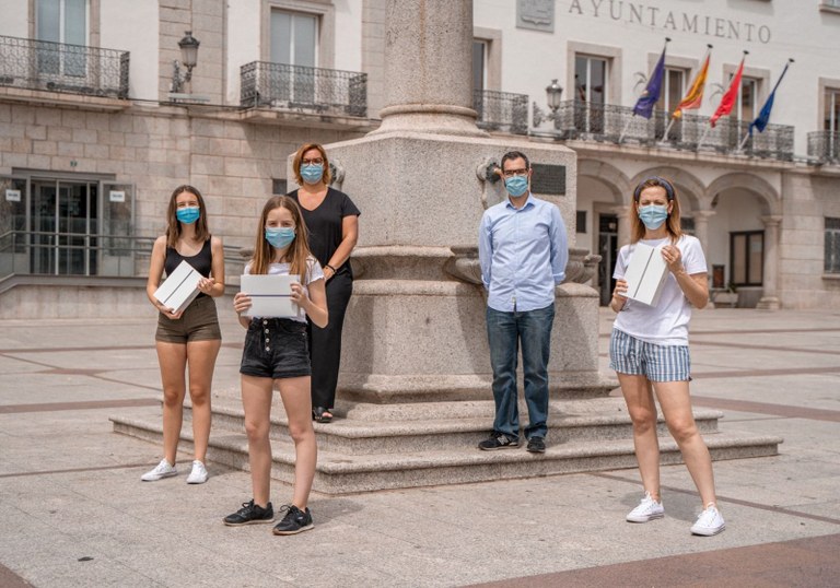 Ampliar 'Entregados los premios a los ganadores del certamen TikTok - Colmenar por la Igualdad'