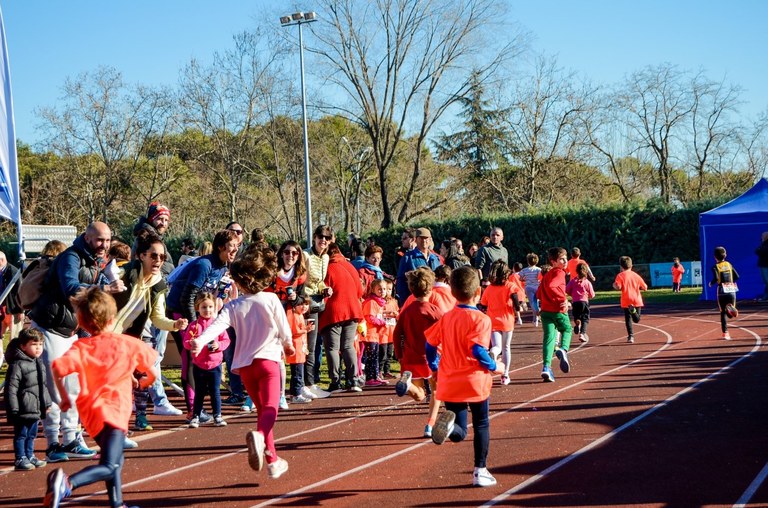 Ampliar 'Este fin de semana Carrera Escolar, Jornadas de Medio Ambiente, Luces de bohemia y Sonic 2 en el Auditorio'