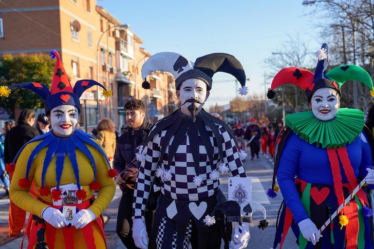 Ampliar 'Este fin de semana, el Carnaval llena de color las calles de Colmenar Viejo'