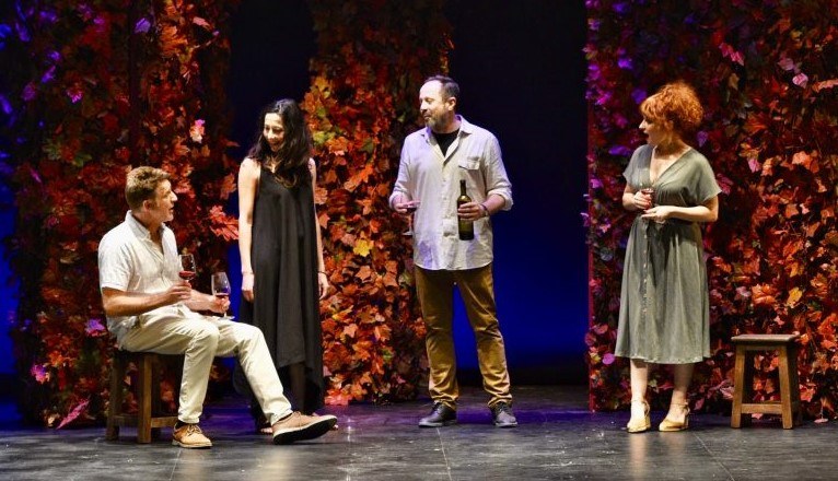 Ampliar 'Este fin de semana en el Auditorio Juanjo Artero y Patxi Freytez en Entre Copas y teatro de títeres con Ilusia'