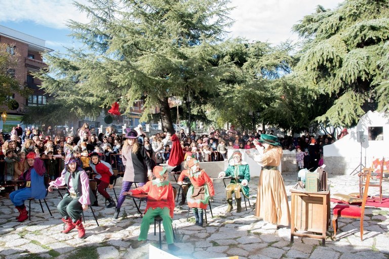 Ampliar 'Este fin de semana San Nicolás y el Árbol de los Deseos, Folk en el Neruda y Tributo a Nirvana en la Casa de la Juventud'