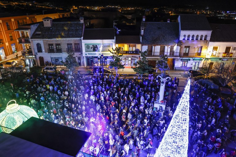 Ampliar 'Este fin de semana San Silvestre, 'preuvas' y eventos de fin de año en La Casa de la Juventud, en el Auditorio y en 'Villa Navidad''