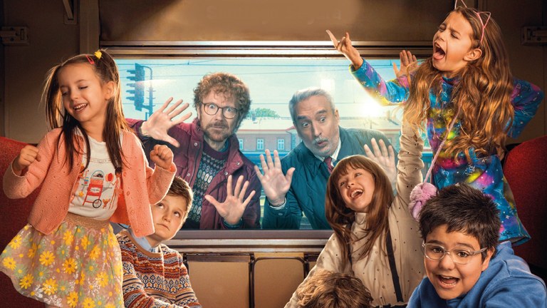 Ampliar 'Este fin de semana última sesión del Cine de Verano con la comedia de Santiago Segura A todo tren: destino Asturias'