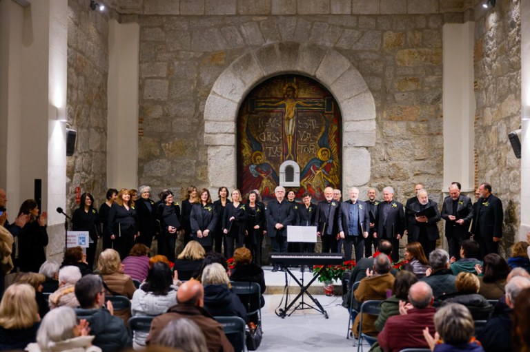 Ampliar 'Inauguración de la Capilla de San Francisco con un concierto de La Coral El Canto'