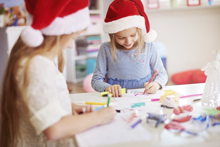 Ampliar 'Jornada de DIVERCOLE y Campamento Navideño en CAREA para facilitar la conciliación familiar'