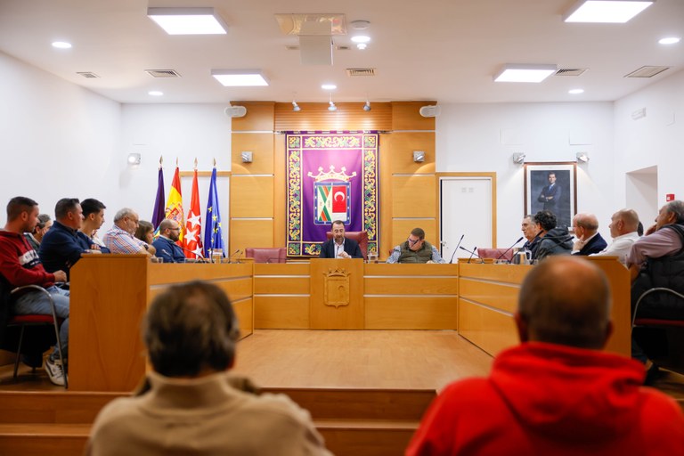 Ampliar 'La Concejalía de Asuntos Taurinos lleva a cabo un encuentro con representantes del ámbito taurino para analizar la situación del sector en Colmenar Viejo'