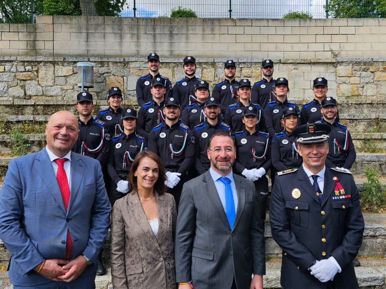Ampliar 'La plantilla de Policía Local aumenta con 17 nuevos agentes'