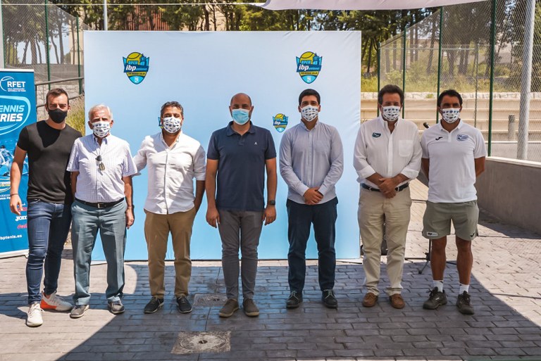 Ampliar 'Las pistas de tenis Fernando Colmenarejo Berrocal acogen el XIX Trofeo Colmenar Viejo - XI Open IBP Uniuso del 9 al 15 de agosto'