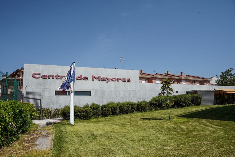 Ampliar 'Los centros de mayores recuperan la actividad presencial con una variada oferta de cursos y talleres'