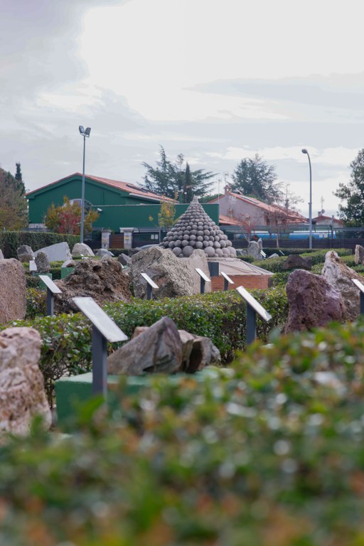 Ampliar 'Los Museos Geológicos al Aire Libre de Colmenar Viejo se integran en la Red Ibérica de Espacios Geomineros'