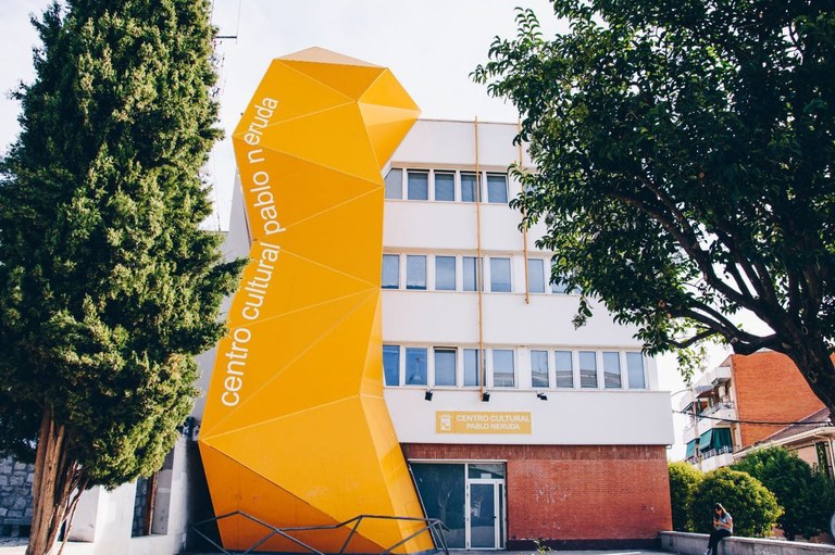 Ampliar 'Reabre el Centro Cultural Pablo Neruda con una amplia programación para el curso 21/22'