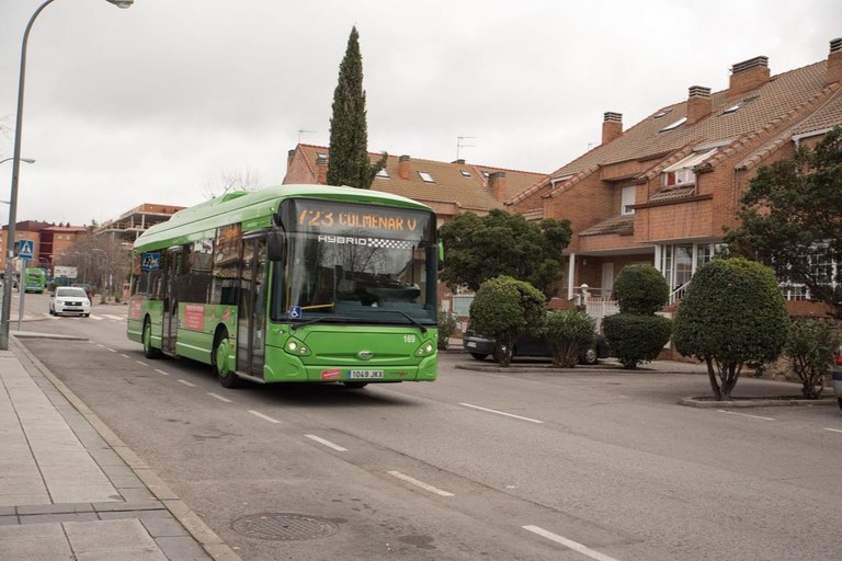 Ampliar 'Servicio especial de autobuses para acudir a las Fiestas de Soto del Real'