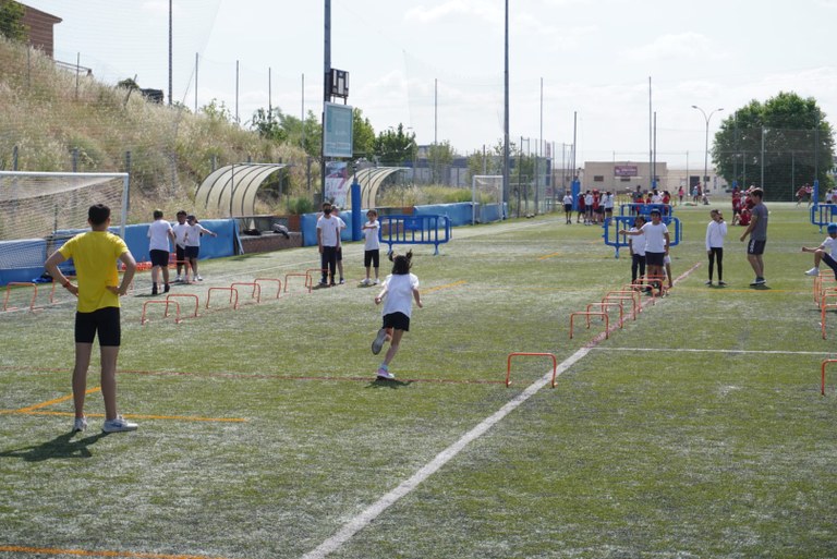 Ampliar 'XXIX Olimpiadas Escolares: fiesta en torno al deporte con más de 3.500 alumnos participantes'